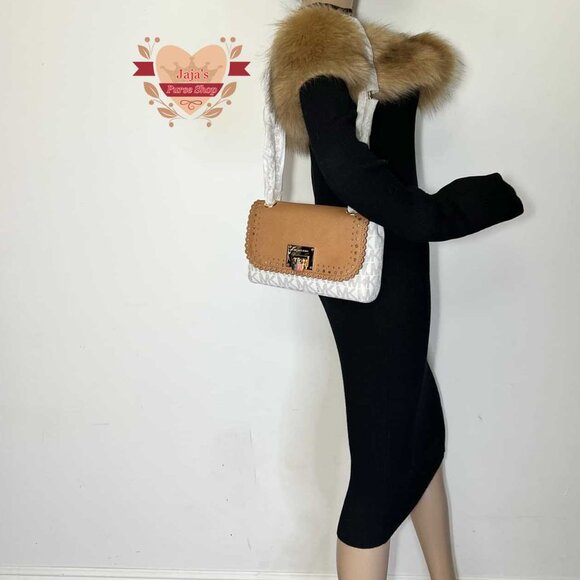 🤎Michael Kors Coated Canvas Shoulder or Crossbody Purse🤎 - Picture 11 of 17